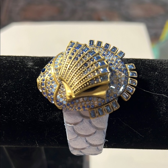 Heidi Daus Gold and Blue Fish Design Bracelet. WA431. Watch hidden behind fin - Picture 4 of 13